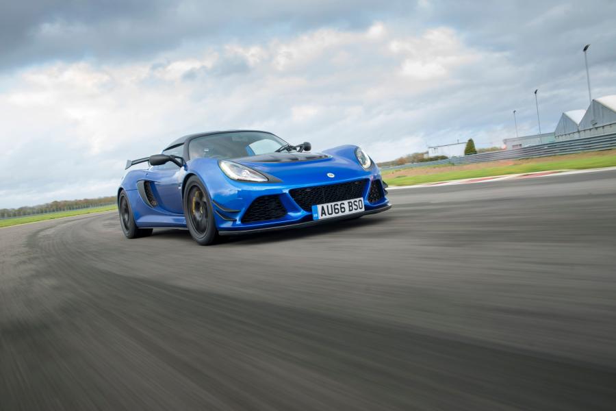  Lotus Exige Sport 380 2016 года  (UK) (фото 30 из 31)
